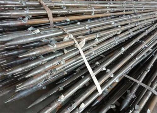 湾里管棚钢花管加工